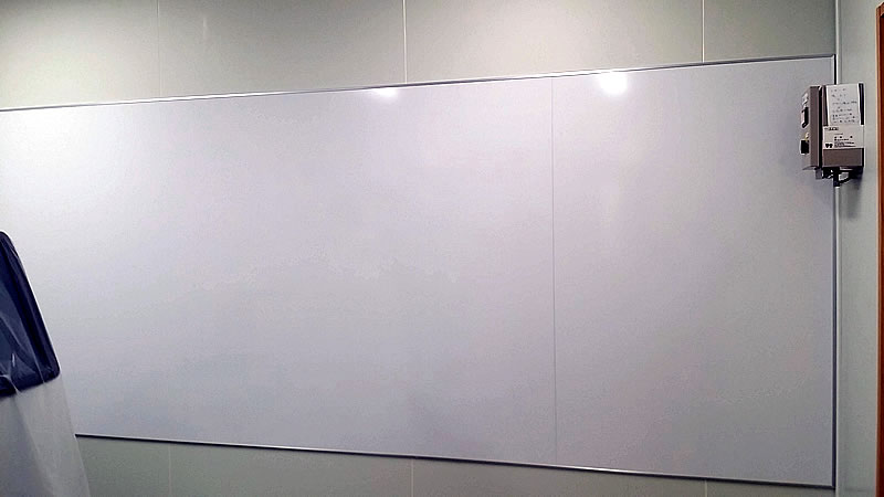 ホワイトボード設置工事